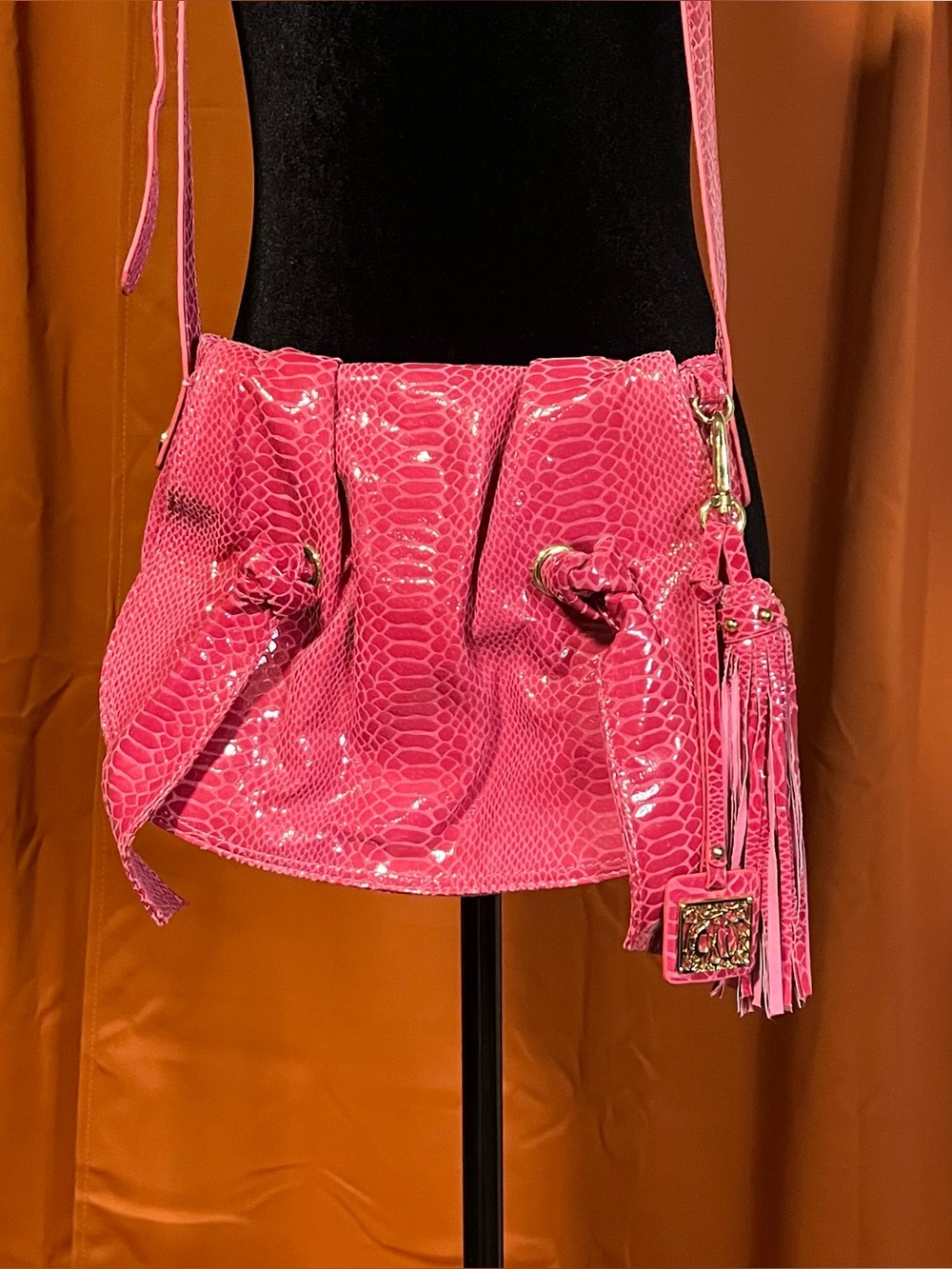 Chi by Carlos Falchi hot pink snake skin shoulder bag